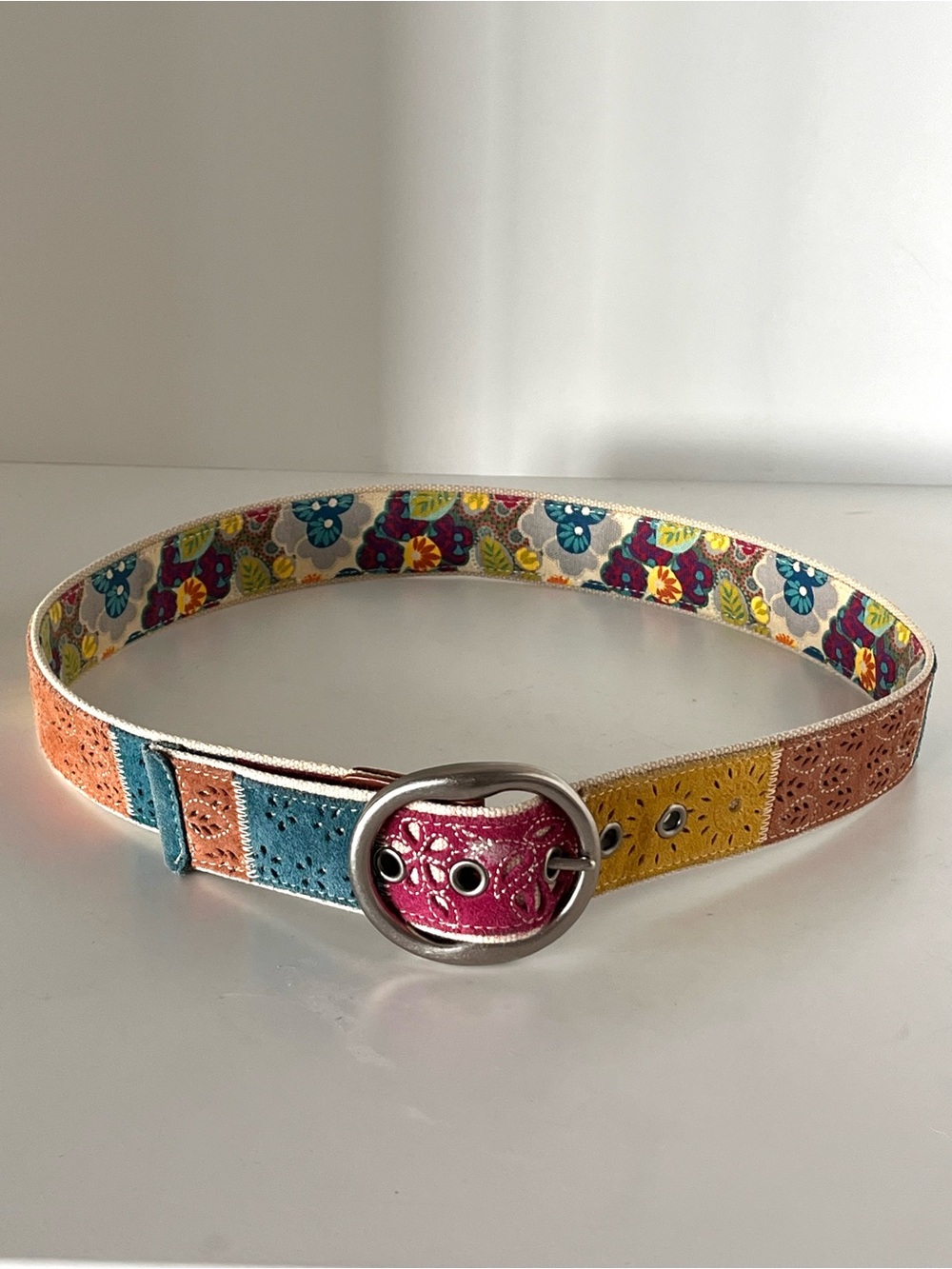 Fossil Vintage Multicolor Suede Patchwork Belt Eyelet Boho Floral Canvas Lined M